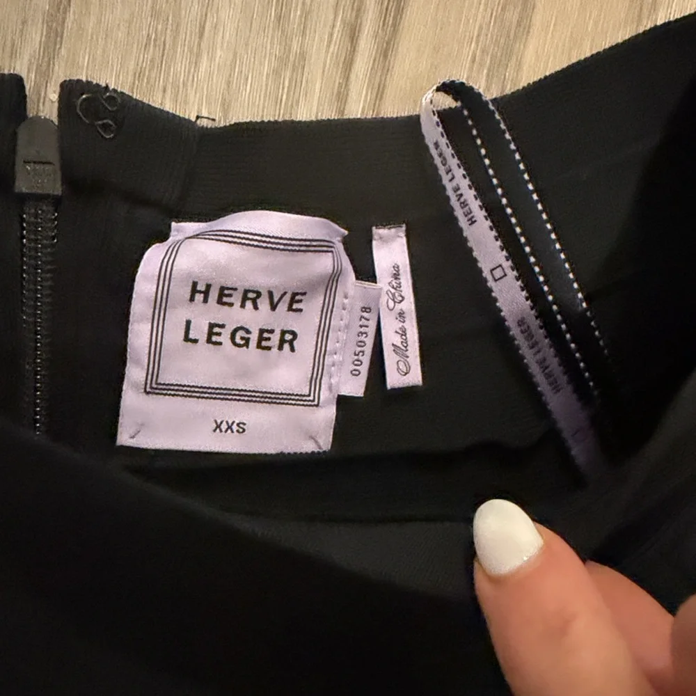 Herve Leger Black Off-Shoulder Midi Dress - Picture 2 of 6